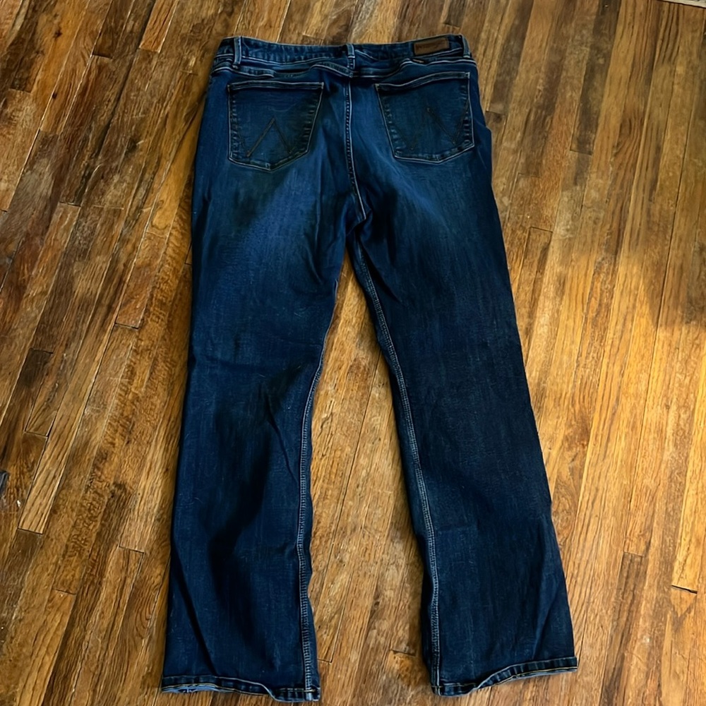 Wrangler High Rise Bold Bootcut